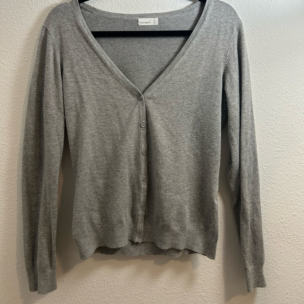 Vero Moda Light Gray Button-Up Cardigan